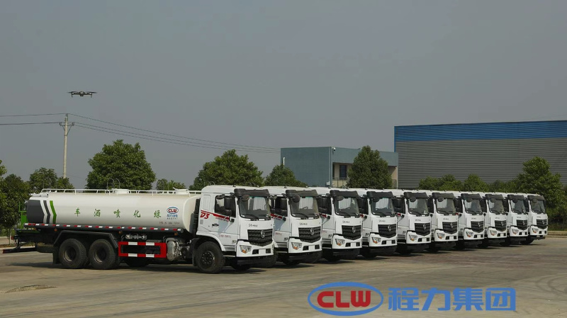 東風(fēng)大容積18方灑水車(chē)批量訂單發(fā)車(chē)